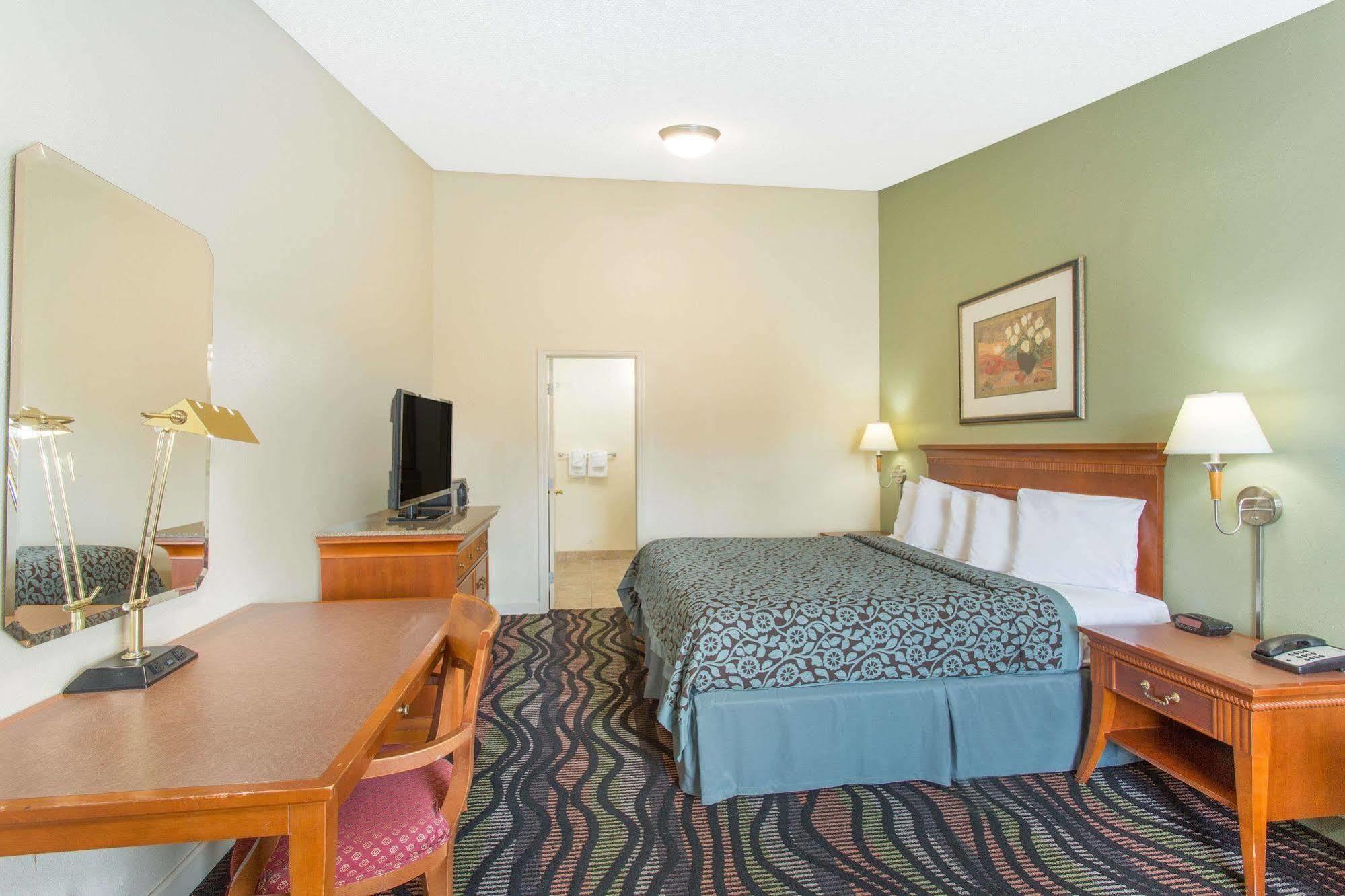 Days Inn By Wyndham Florence/I-95 North Eksteriør bilde